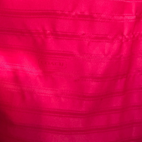 💗 Coach Fuchsia Puffer Jacket | Shearling Collar & Leather Detail | Size Small - Picture 8 of 11